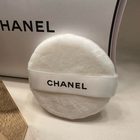 Chanel and YSL Beauty Set - Picture 4 of 6